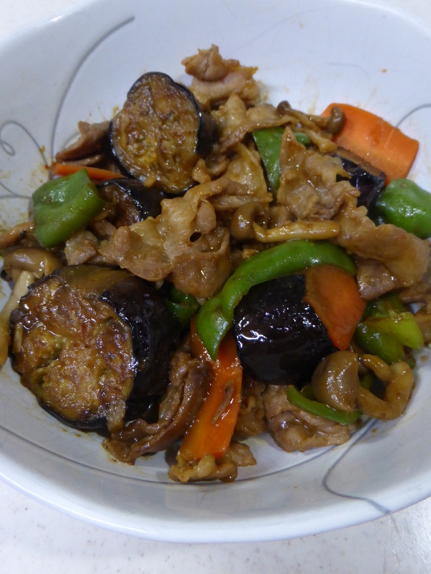 ★彡豚肉となす・ピーマンの甘辛味噌炒め by わんころべ8 【クックパッド】 簡単おいしいみんなのレシピが342万品