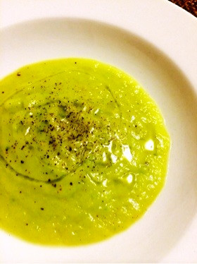 【20分】塩で味わう♡ズッキーニのスープの画像