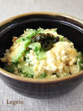 5分で完成ヘルシー♪くずし豆腐とゴーヤ丼