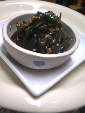 出がらし昆布の佃煮♪大葉にんにく醤油で