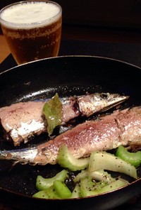 フライパンで！秋刀魚とセロリのハーブ焼き
