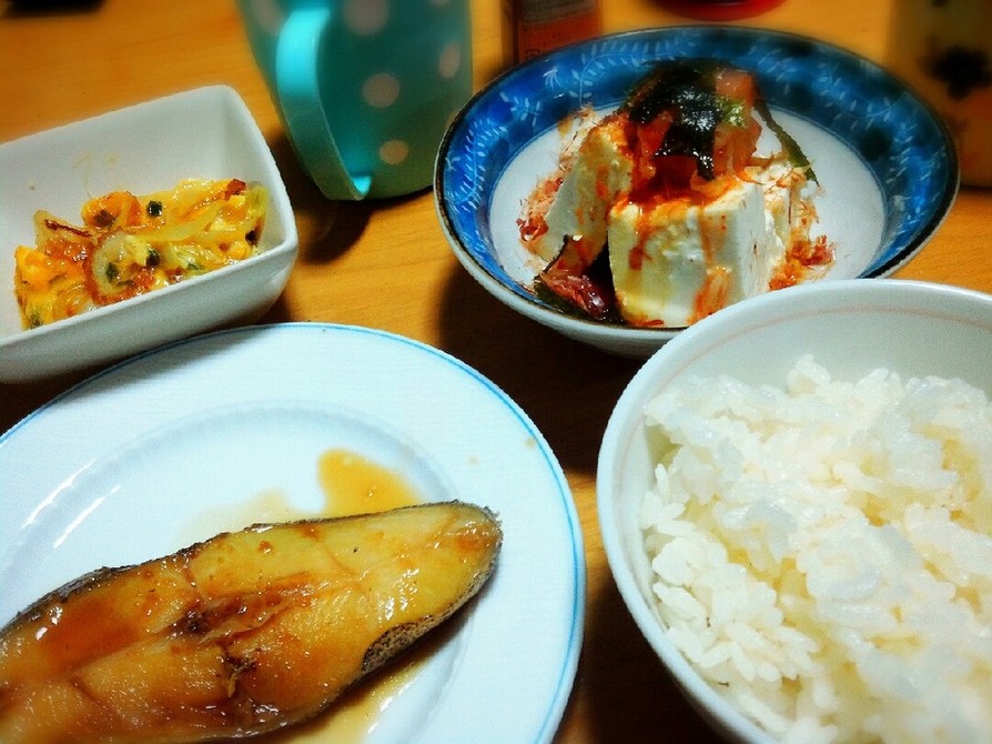 カレイの煮付けと韓国風とうふ！の画像