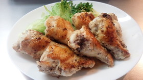 お手軽フライパンで♪手羽元のグリルチキン
