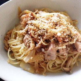 鶏としめじの塩レモン風味パスタ
