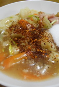 タイのあんかけ麺料理クィティオ・ランナー