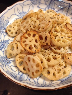 簡単♪れんこんのガーリックバター炒め