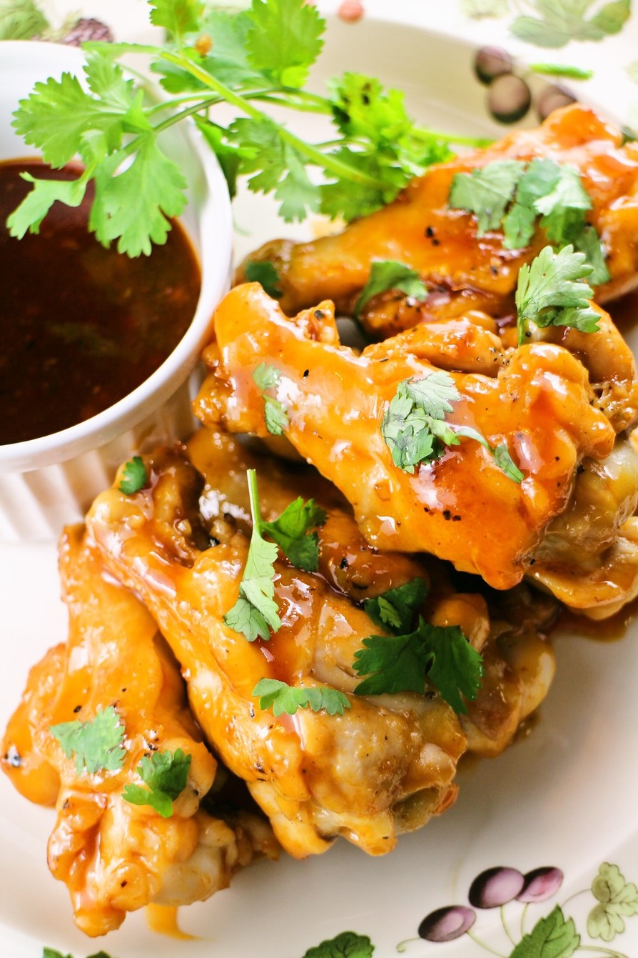 スロークッカーハニーバッファローチキンウィングのレシピ