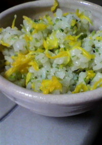 菊と三つ葉の混ぜご飯