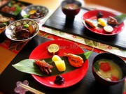 白味噌お雑煮*関西風丸餅 おせちと一緒にの写真