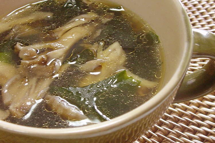 わかめと舞茸の中華スープ レシピ 作り方 By ラビー クックパッド 簡単おいしいみんなのレシピが353万品