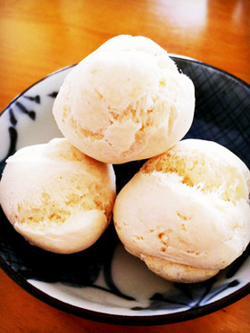 材料1つ*お好み焼き粉でサクふわパン