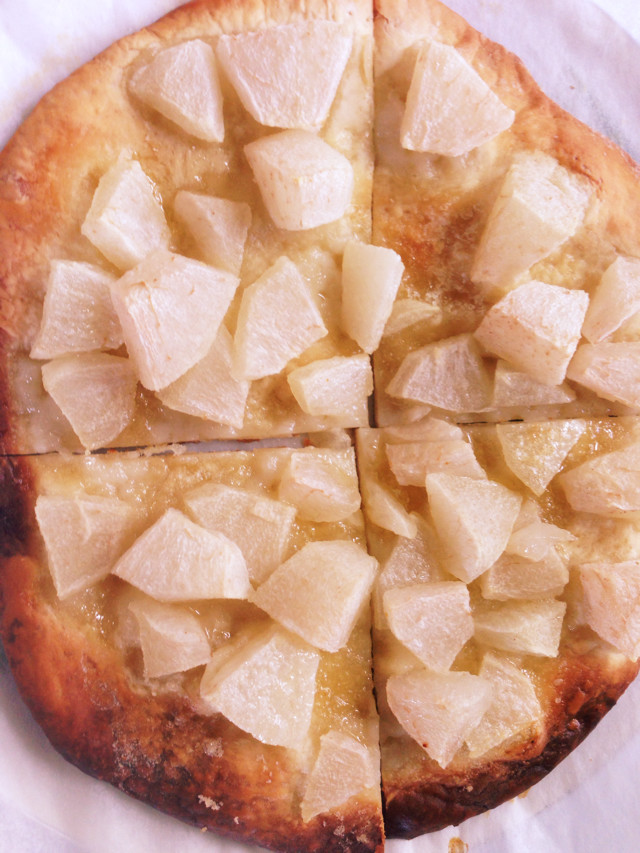 梨ピザ焦がしバター風味の画像