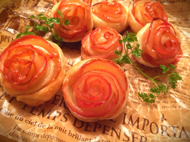 プレゼントにも 薔薇のアップルパイ レシピ 作り方 By のんちぇぶ クックパッド 簡単おいしいみんなのレシピが349万品
