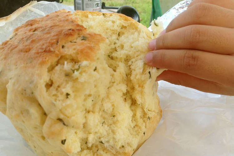 qお外でパン 飯盒や鍋でふかふかパン レシピ 作り方 By あやまんくっきんぐ クックパッド 簡単おいしいみんなのレシピが355万品