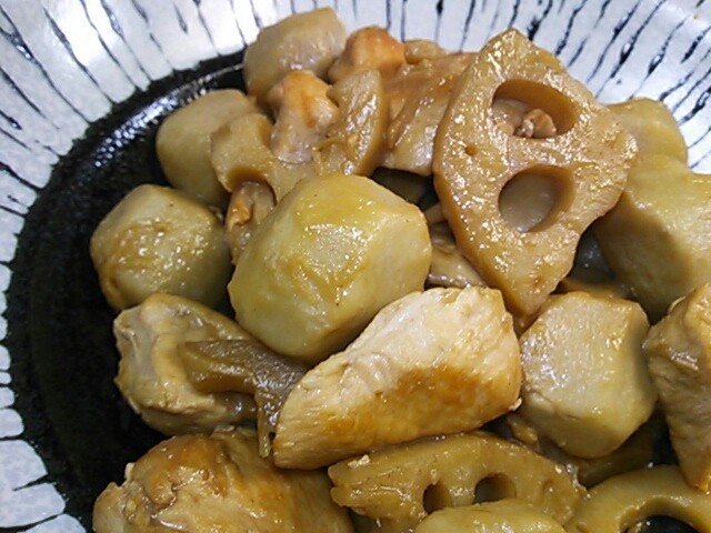 ☆鶏肉と里芋○o。.中華風煮物.。o○の画像