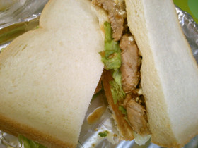 テリヤキバーガー風 絶品 照り焼きサンド