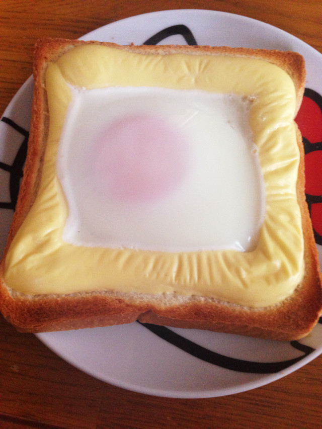 時間がない朝に♡ 卵マヨトーストの画像
