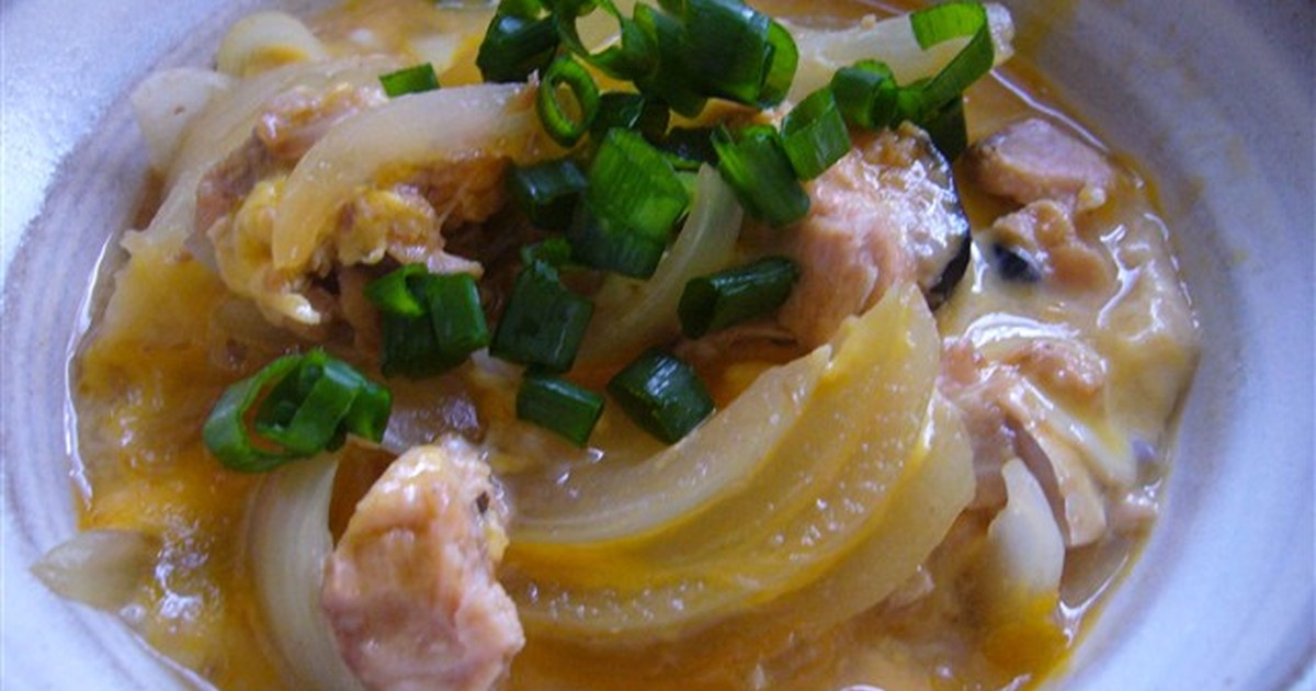 鮭缶とたまねぎの卵とじ by くずぴー 【クックパッド】 簡単おいしいみんなのレシピが298万品