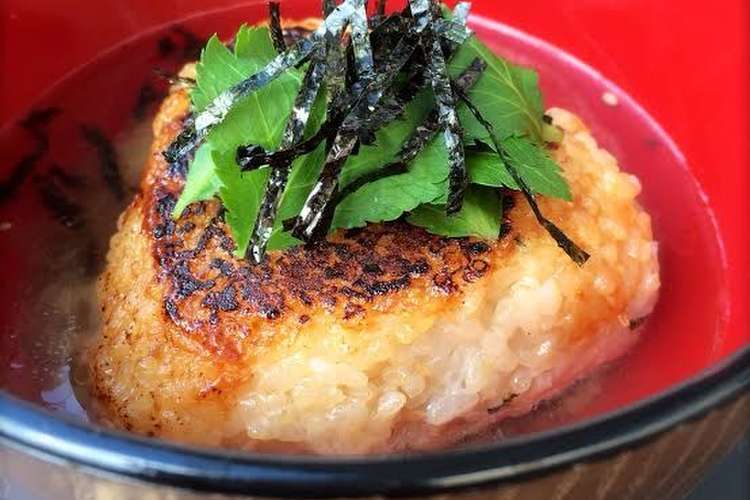 朝食や夜食にも 味噌焼きおにぎり茶漬け レシピ 作り方 By 宝来屋本店 クックパッド 簡単おいしいみんなのレシピが355万品