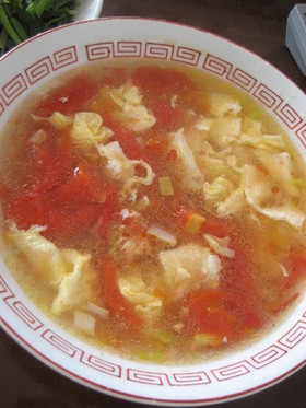 中国の家庭料理☆トマトと卵の中華スープ