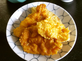 増量&旨さUP。鶏胸肉の人参衣揚げ