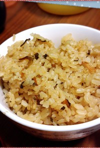 簡単♬スルメと塩昆布の炊き込みご飯