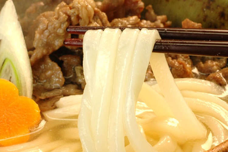 めんつゆで牛肉を煮込む肉うどん レシピ 作り方 By さぬきうどんの亀城庵 クックパッド