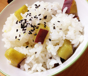 一手間で美味しい!基本のさつまいもご飯