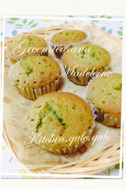 ホットケーキミックスで、抹茶マドレーヌの写真