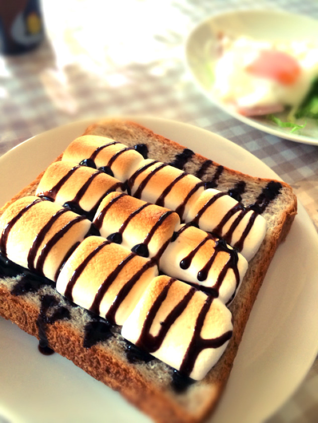 マシュマロトースト by ｱﾈﾓﾈ 【クックパッド】 簡単おいしいみんなのレシピが357万品