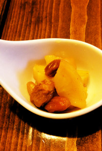 簡単秋デザート リンゴとお芋 シナモン煮