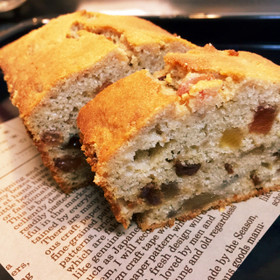 ノニジュースで作るおからのフルーツケーキ