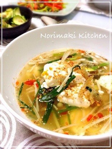 簡単10分☆葱と豆腐の搾菜ごまスープの写真
