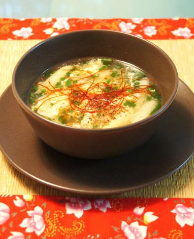 蟹とホワイトアスパラのスープの写真