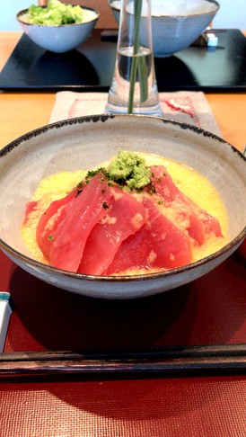♪マグロのやまかけ丼