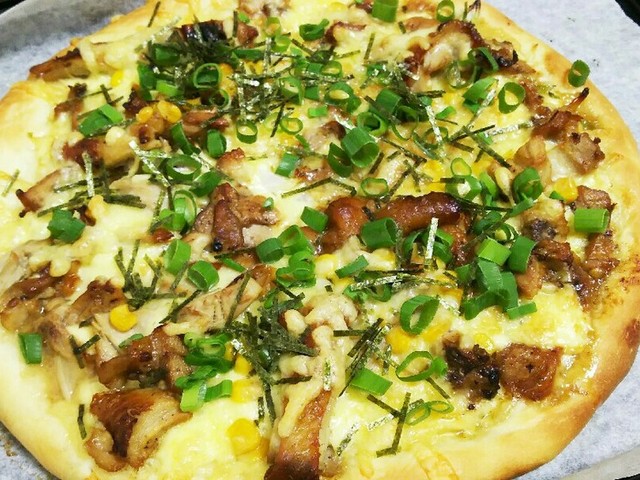 照り焼きチキンピザ テリネギ風にも レシピ 作り方 By Pokoぽん 彡 クックパッド