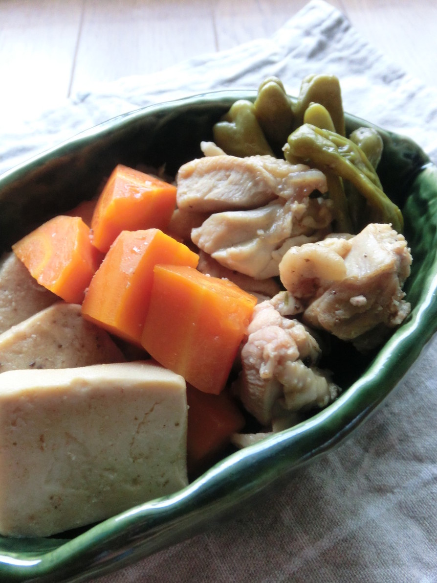 鶏肉と高野豆腐の煮物の画像