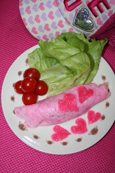 お弁当にも♡可愛いピンクのオムライスの写真