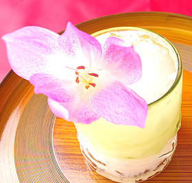 ラッキョ酢と甘酒のカクテル【井上料理】