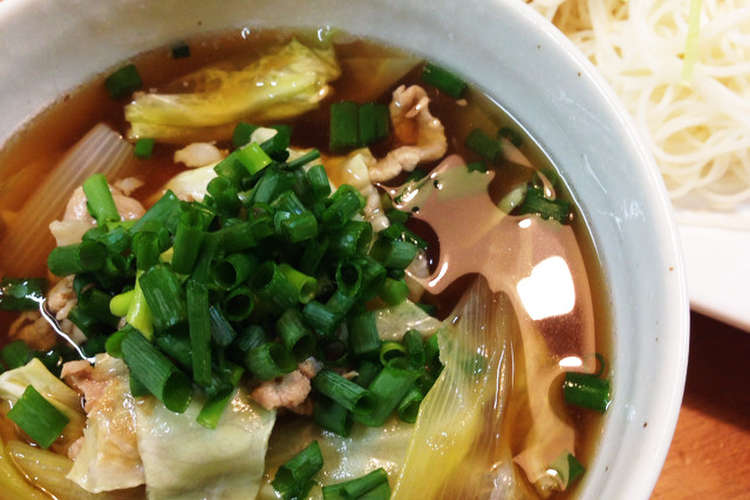 豚コマとキャベツで 温かい麺のつけ汁 レシピ 作り方 By おたべかあさん クックパッド 簡単おいしいみんなのレシピが366万品
