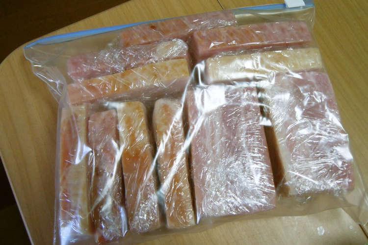 裏ワザ ブロックベーコンの冷凍保存 レシピ 作り方 By 実月 クックパッド 簡単おいしいみんなのレシピが365万品