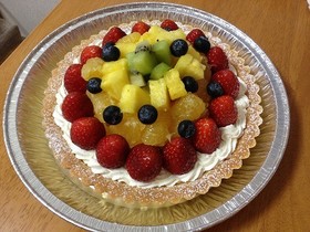 フルーツタルトのデコレーション