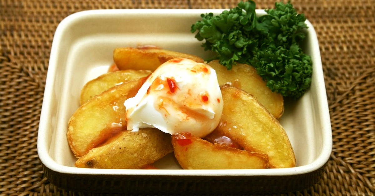 スイートチリソースのサワークリームポテト レシピ 作り方 By なな クックパッド 簡単おいしいみんなのレシピが365万品