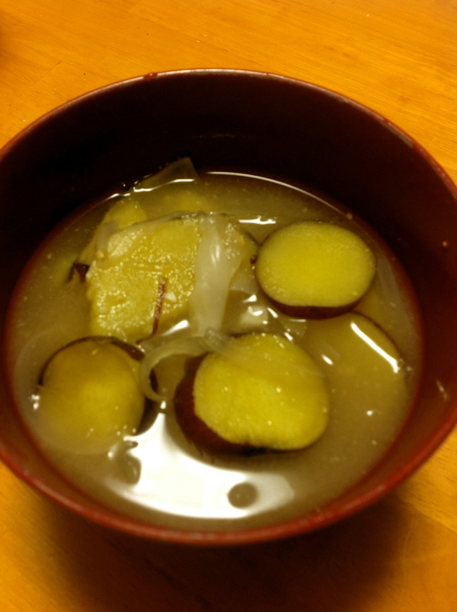 薩摩芋の甘いお味噌汁の画像