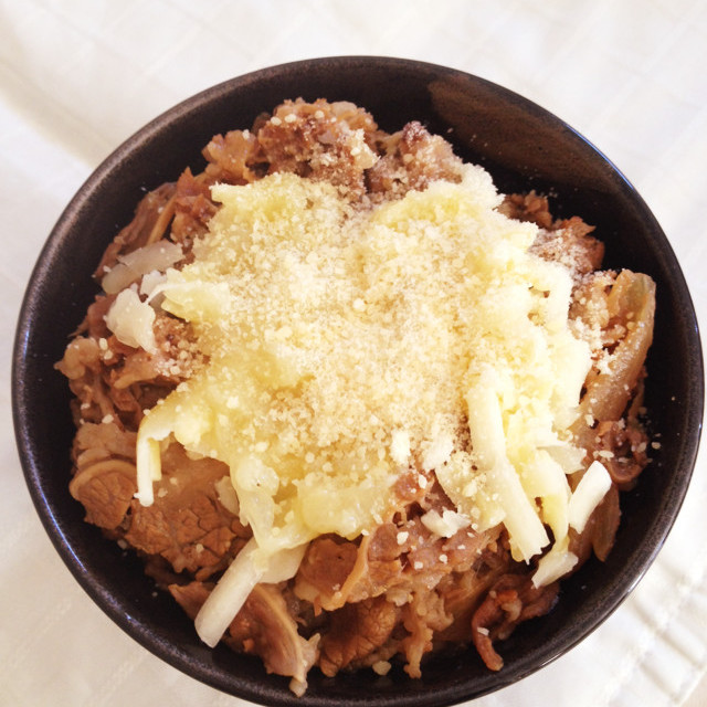 すき家風 チーズ牛丼 レシピ 作り方 By M Mika クックパッド 簡単おいしいみんなのレシピが360万品