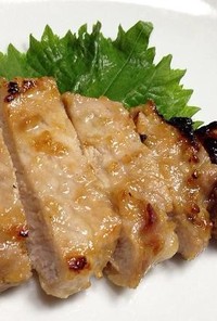豚ロース厚切り肉のＷ麹漬