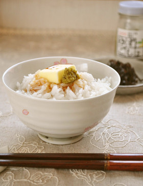 懐かしのバターごはん☆ゆず胡椒風味