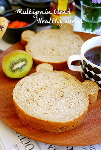マルチグレイン配合食パン・HB＆クマ型