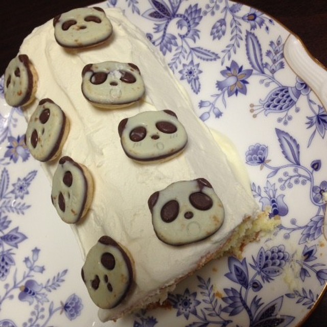 サクサクパンダのふわふわロールケーキ レシピ 作り方 By Boomayu クックパッド 簡単おいしいみんなのレシピが362万品