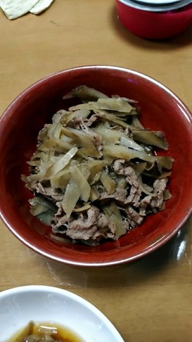 ごぼうと牛肉の煮物